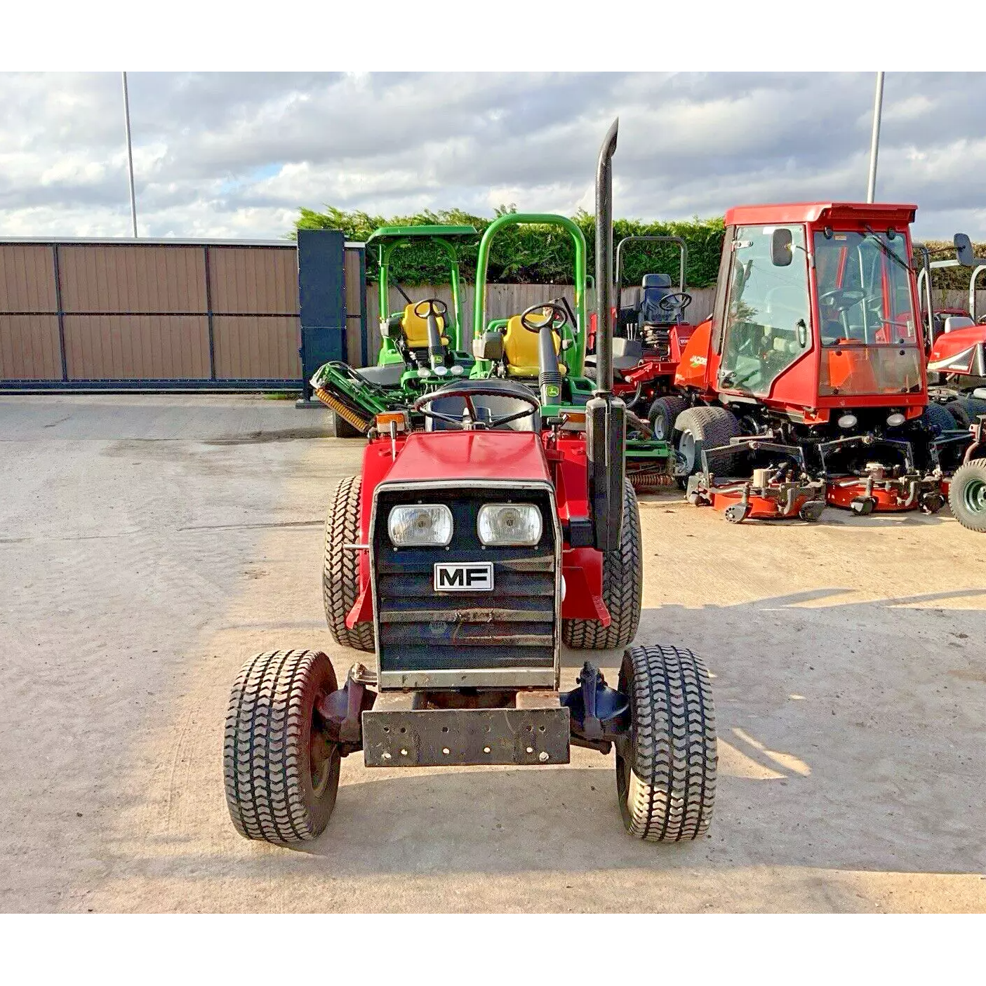 MASSEY FERGUSON 1010