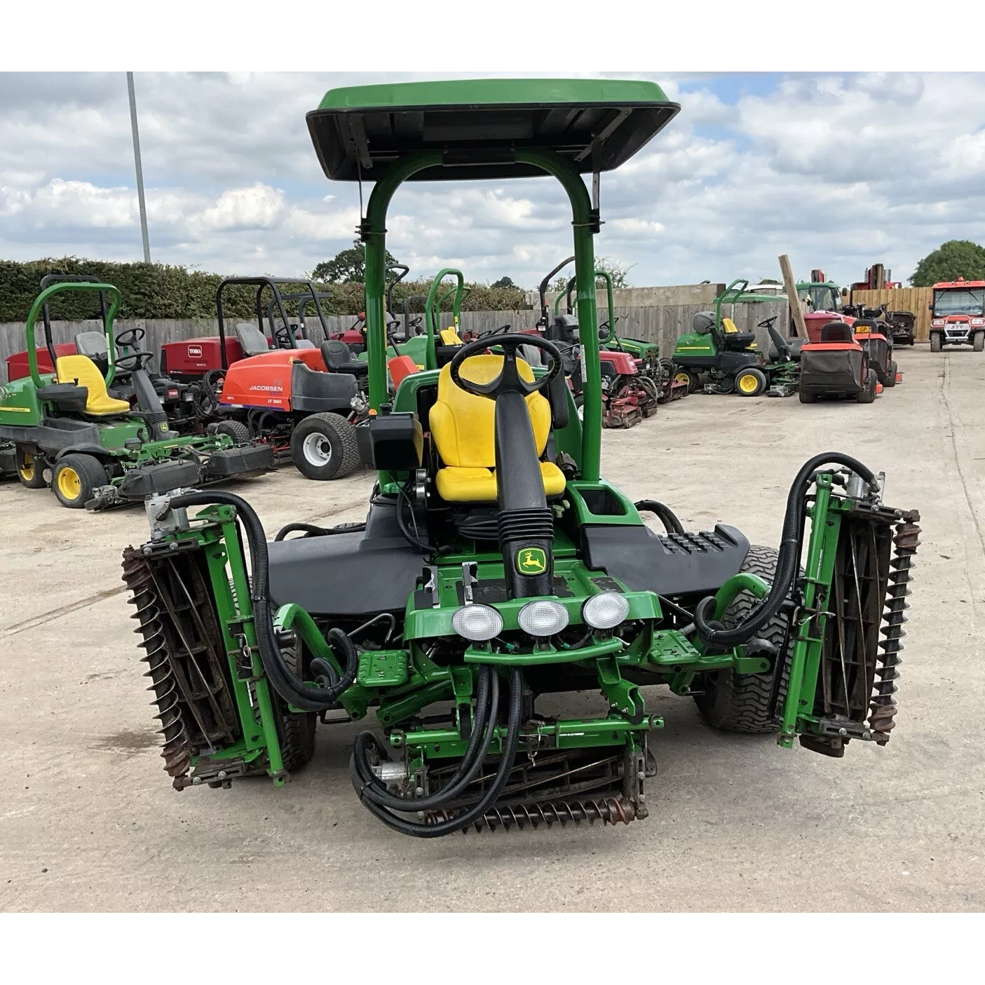 2014 JOHN DEERE 7700A