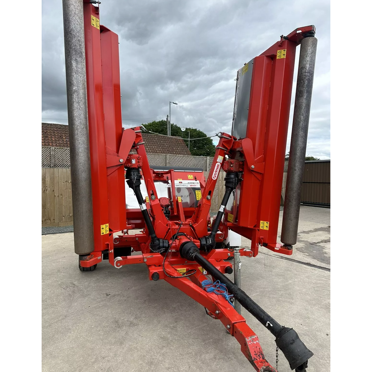 2014 TRIMAX PEGASUS S3 610