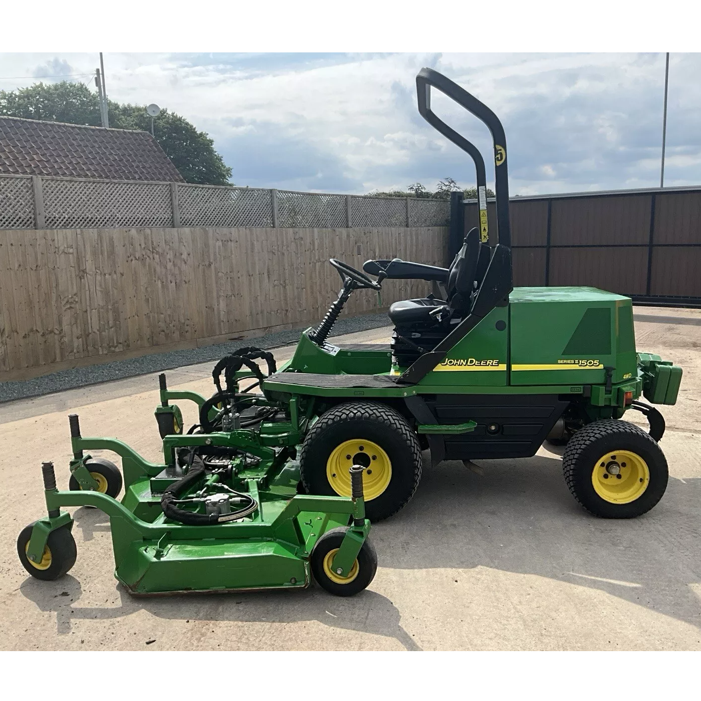 2017 JOHN DEERE 1505 SERIES 11