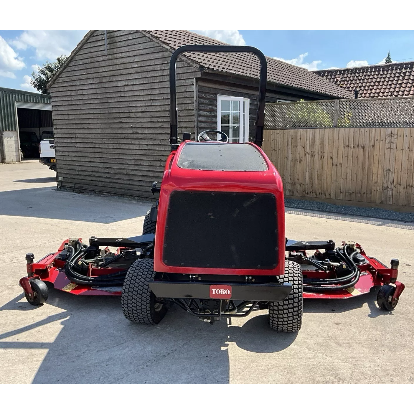 2017 TORO GROUNDMASTER 4000-D