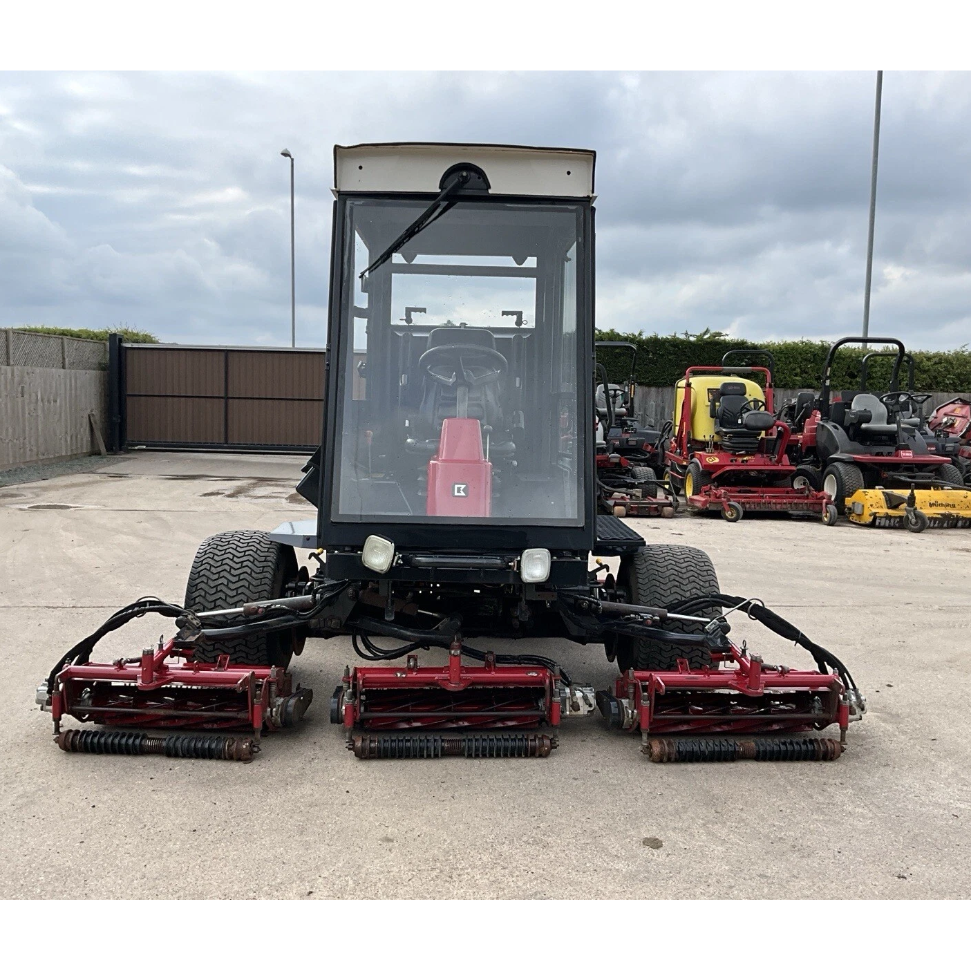 2010 BARONESS LM2700