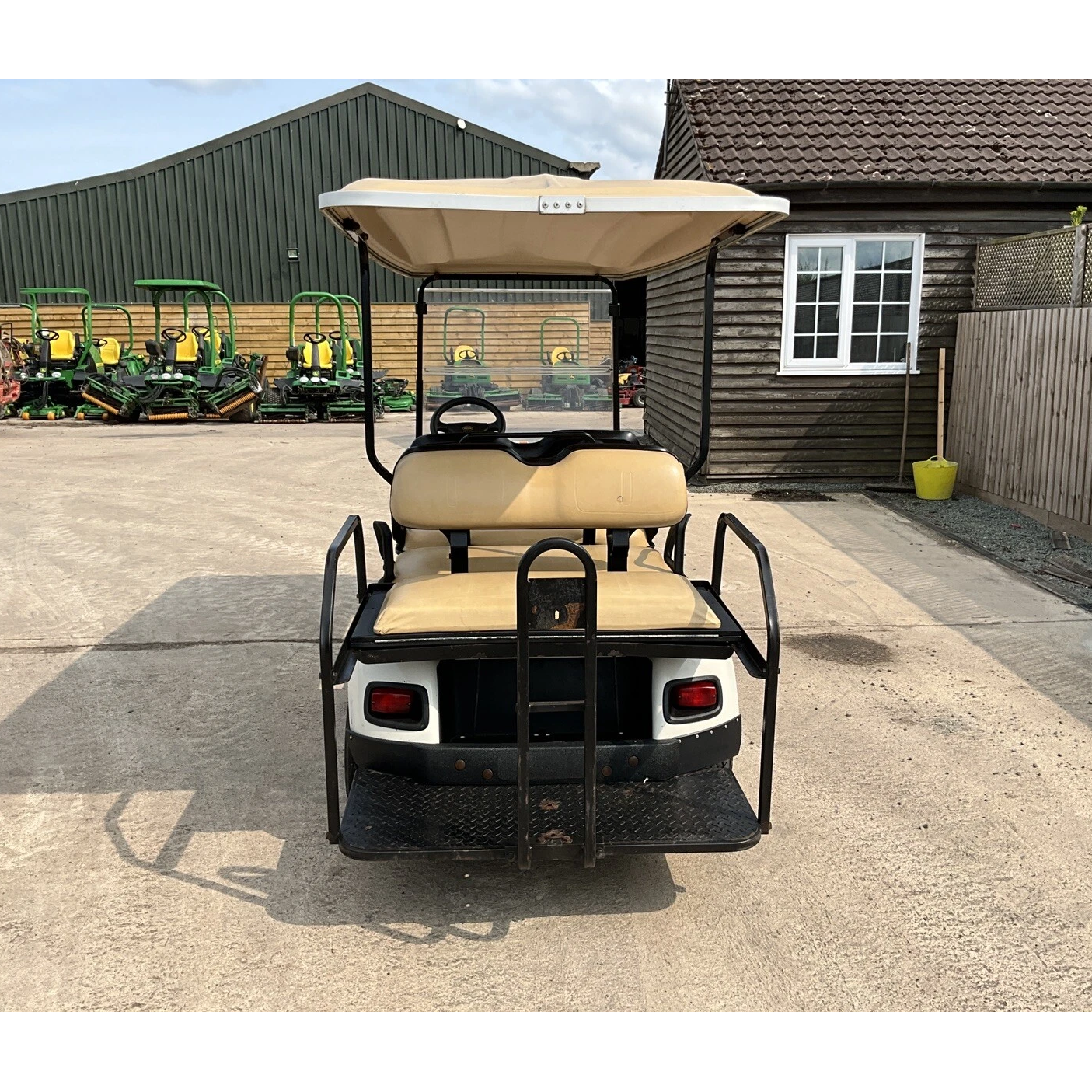 2013 EZGO CUSHMAN 6 SEATER