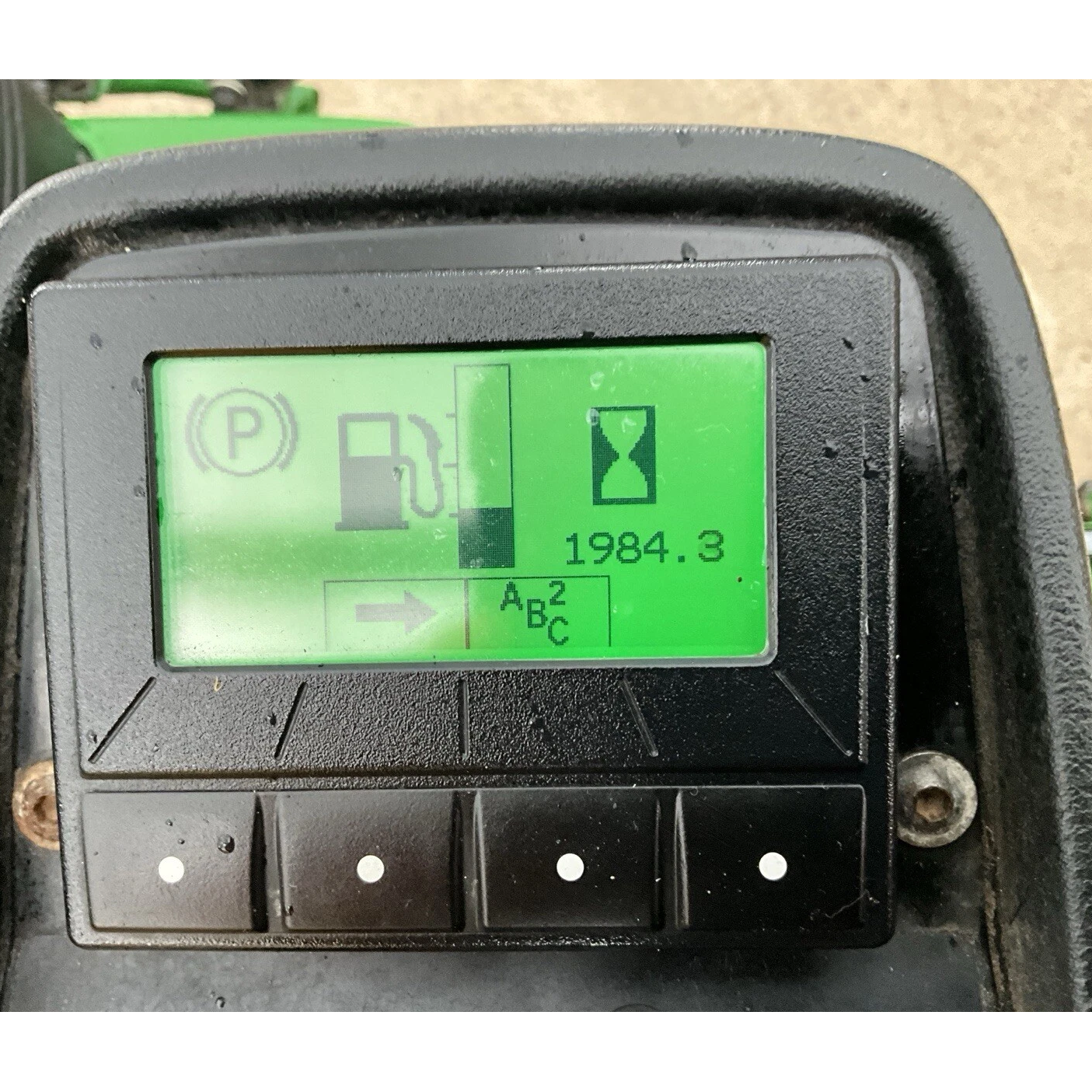 2014 JOHN DEERE 7200A