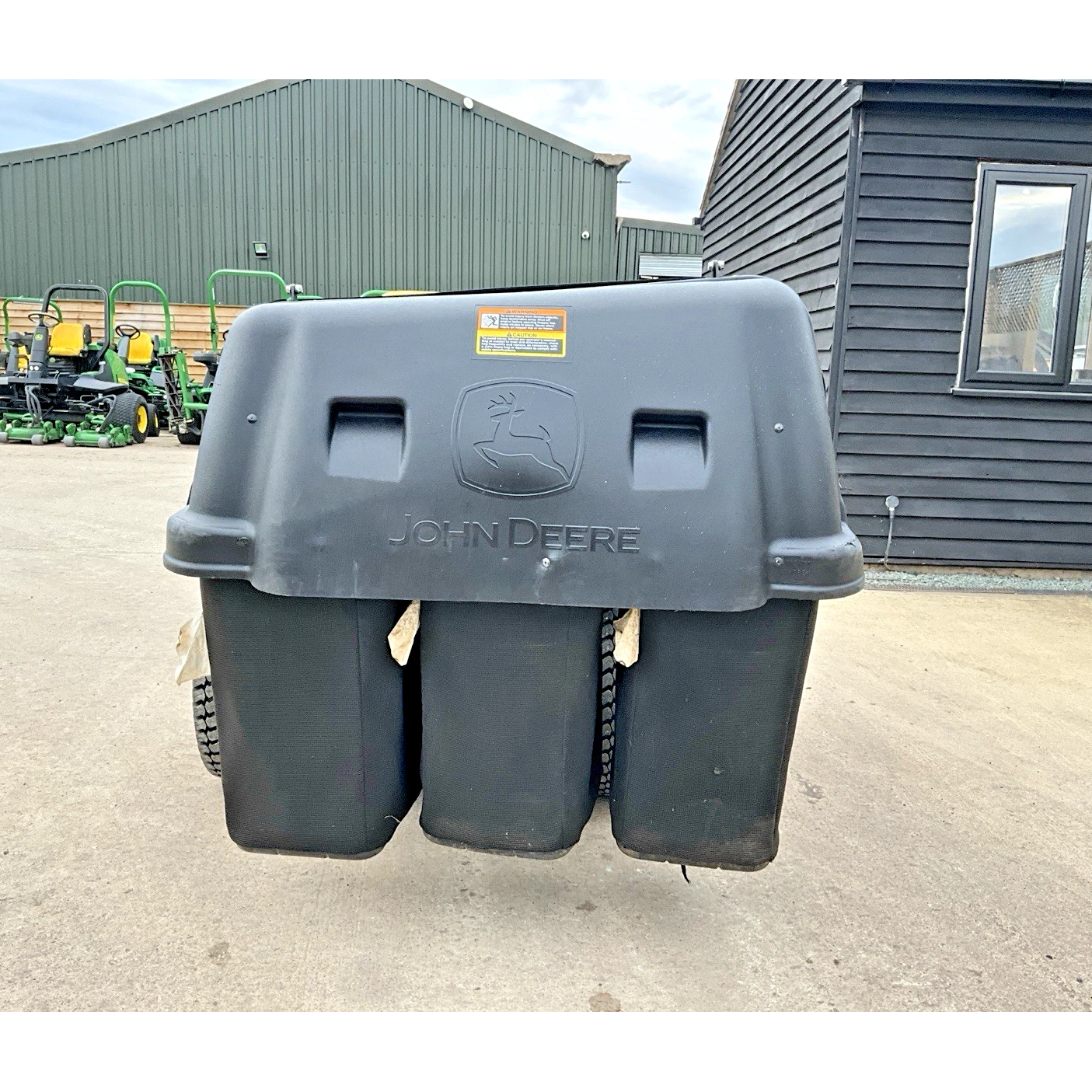 2015 JOHN DEERE X750