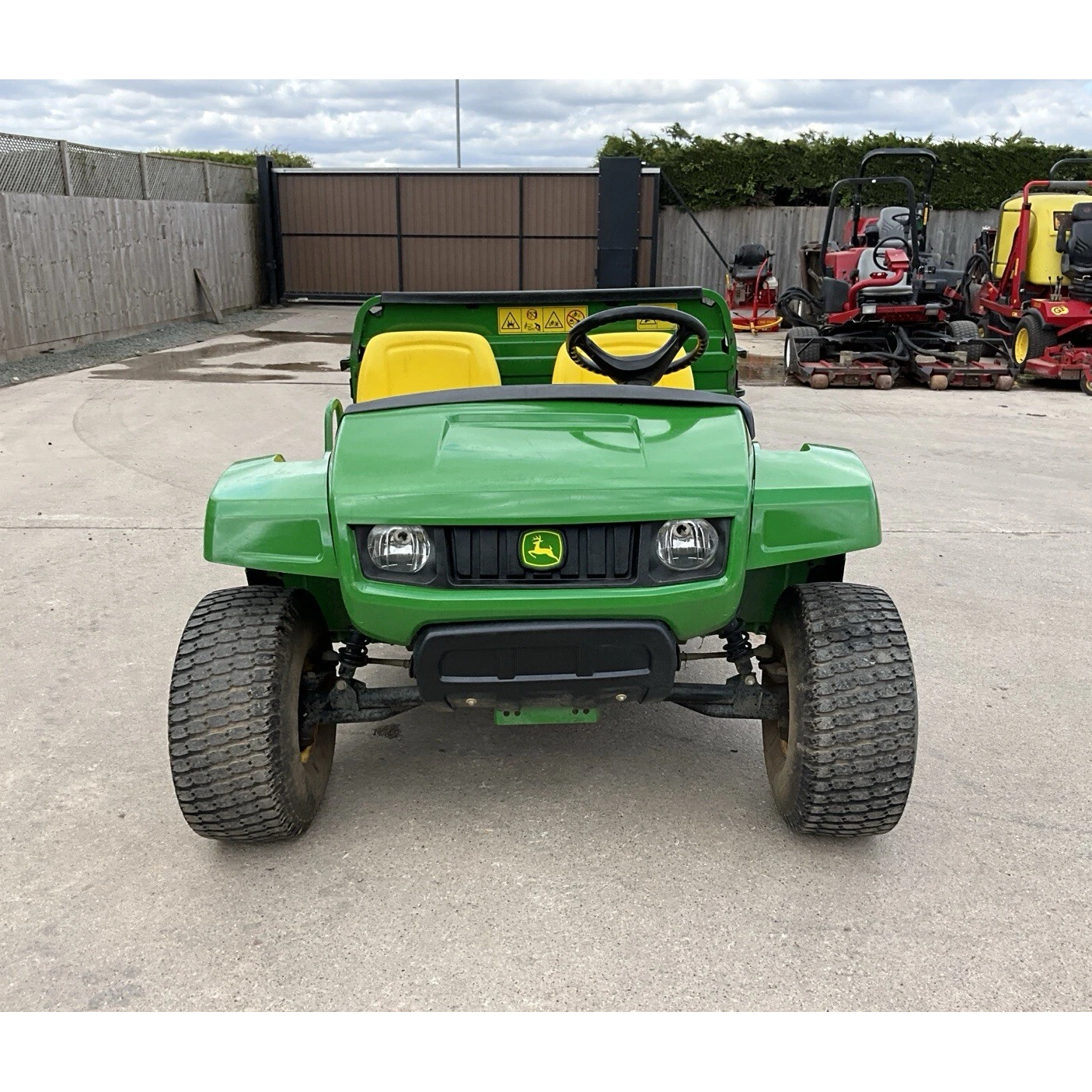 2019 JOHN DEERE 4X2 1935