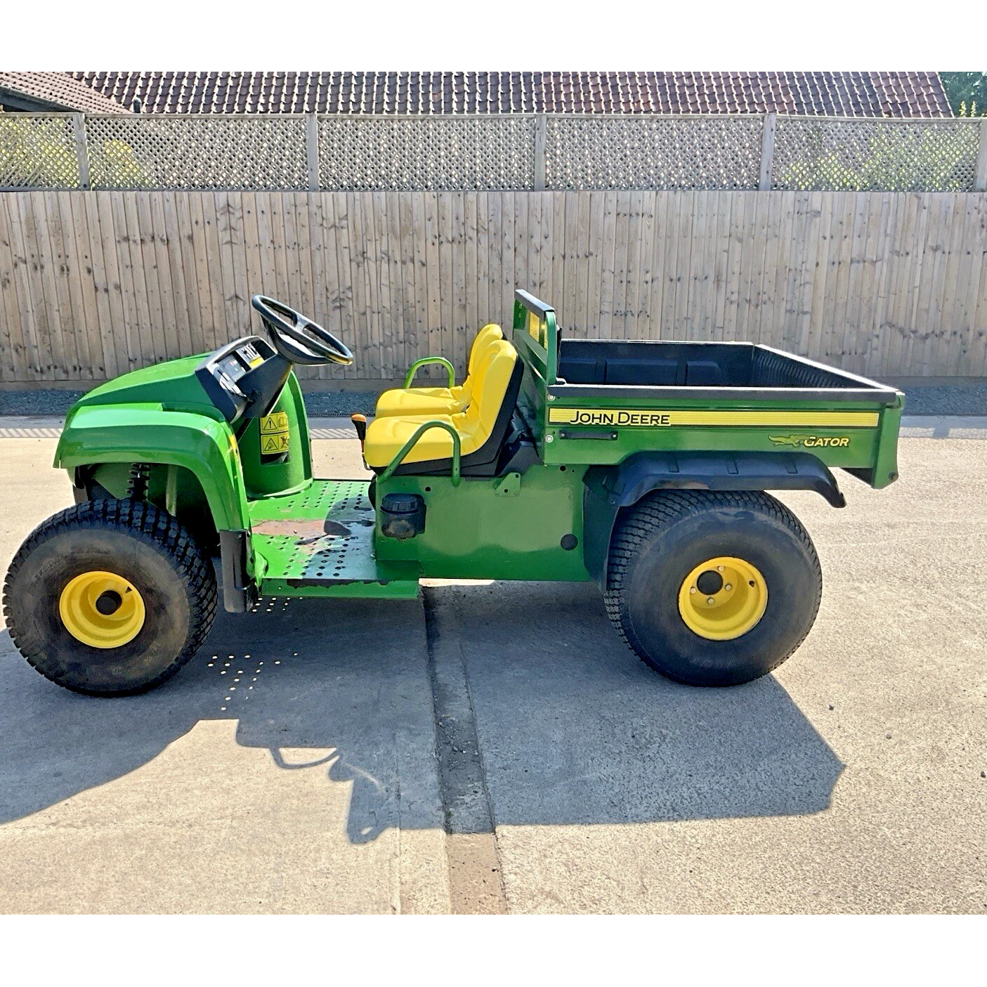 2019 JOHN DEERE 4X2 | 2369