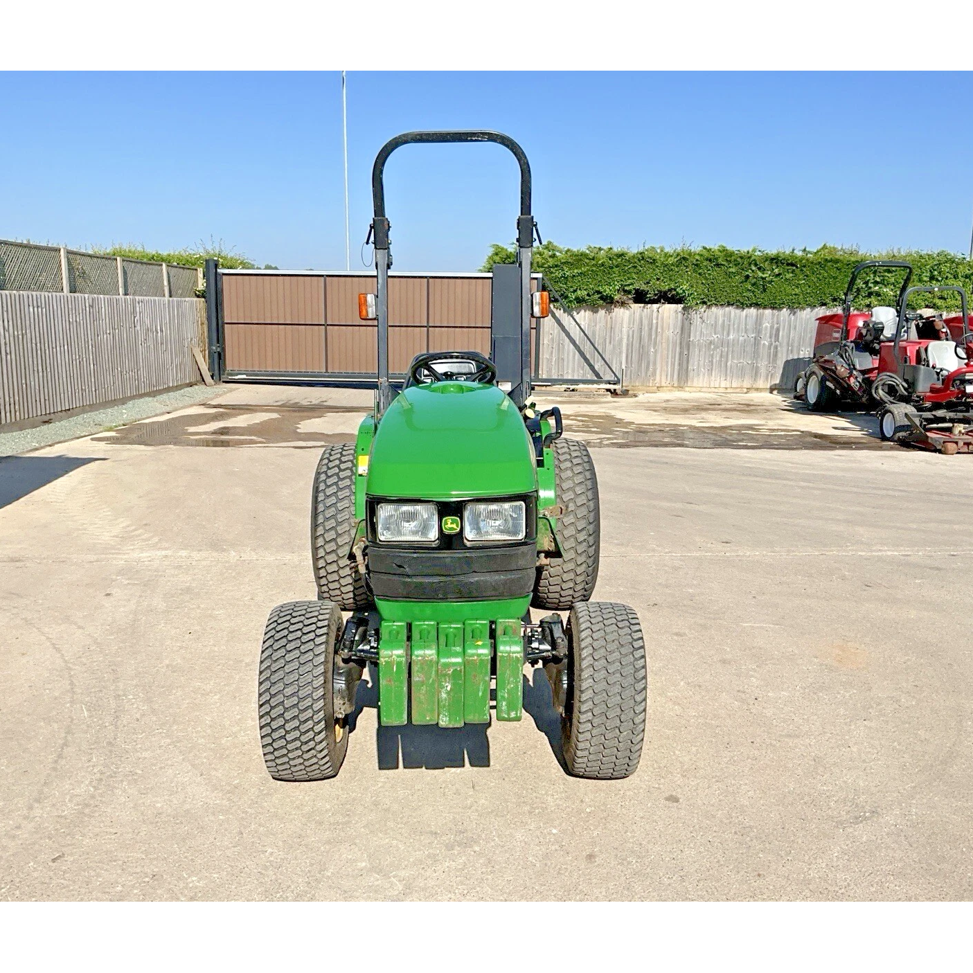 JOHN DEERE 4110