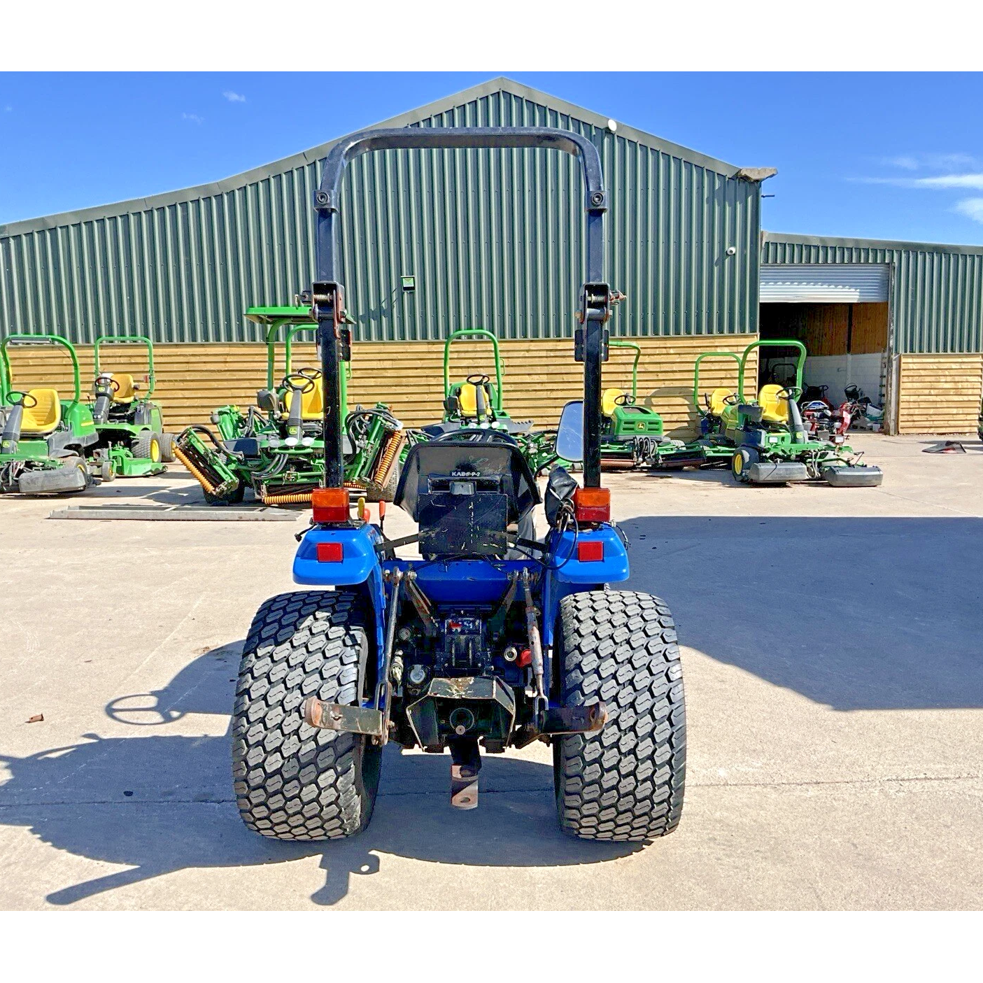 NEW HOLLAND TC18D