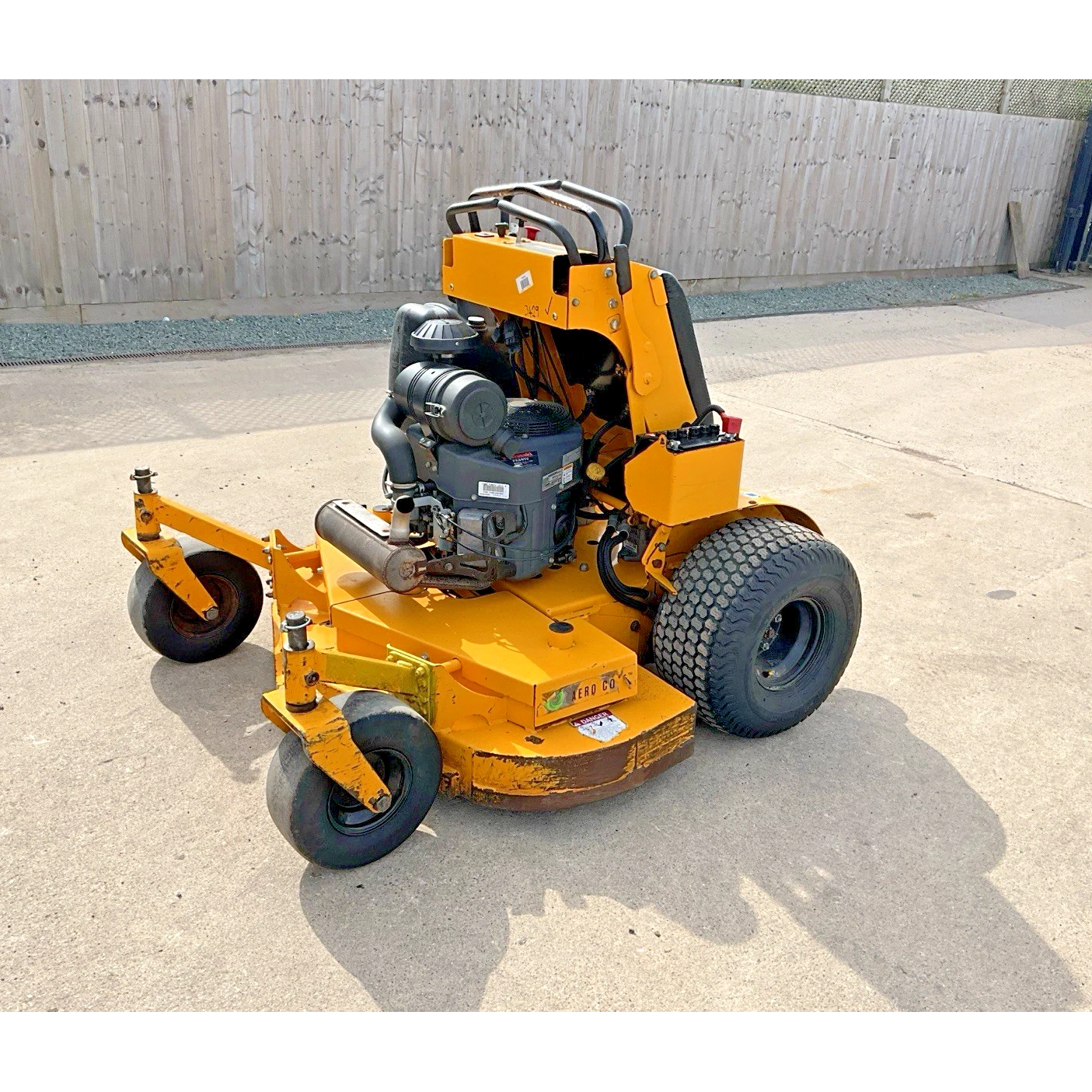 2014 WRIGHT STANDER SPORT 48 ZERO TURN STAND ON