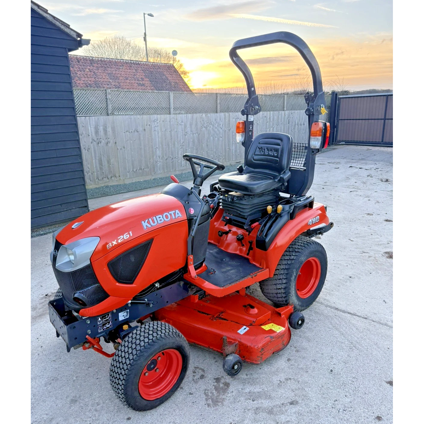 2018 KUBOTA BX231 DIESEL 4WD COMPACT TRACTOR WITH 48 INCH LAWN MOWER DECK