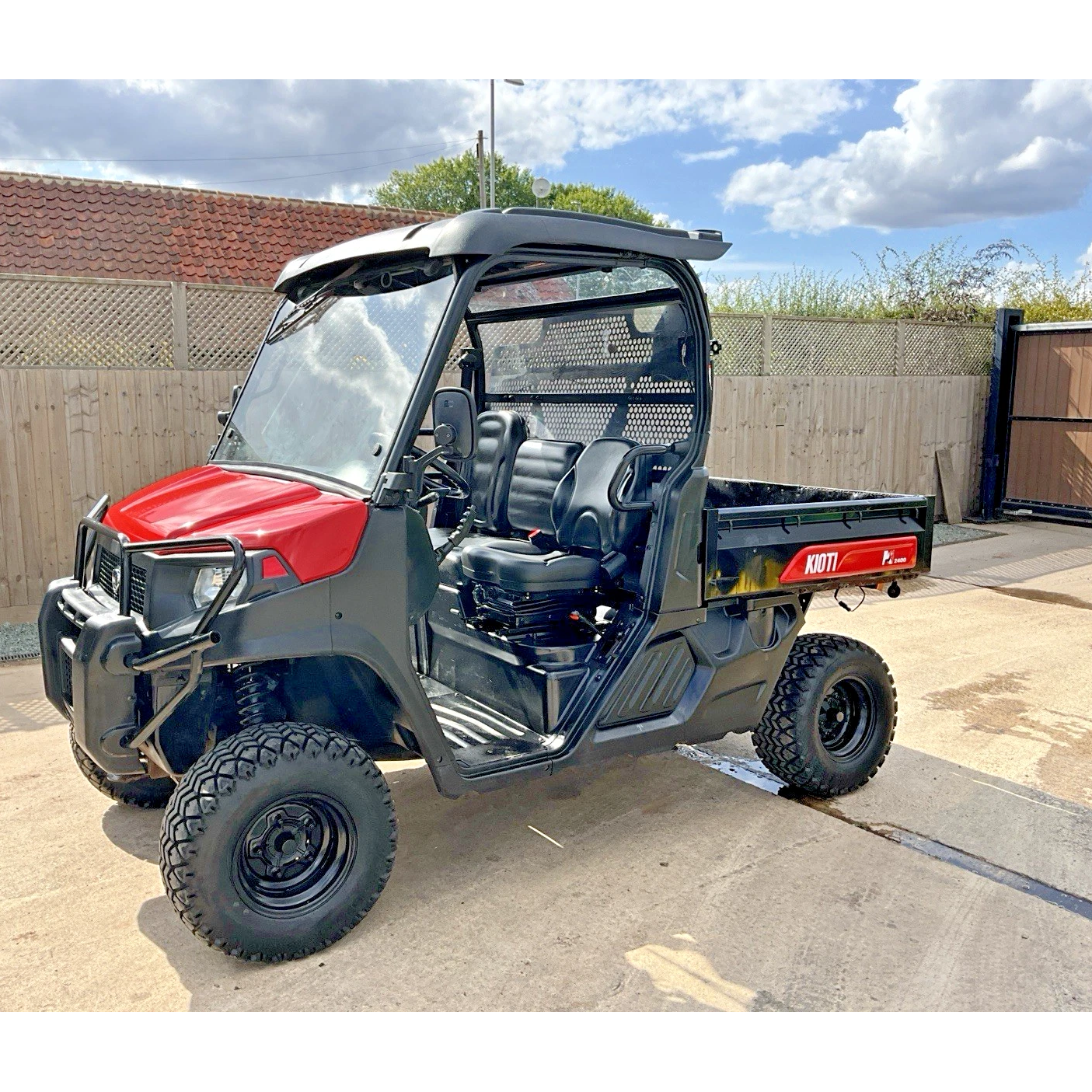 2019 KIOTI K9 2400 DIESEL 4WD UTILITY VEHICLE